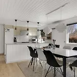 Diuri - 30km From The Sea By Interhome *
