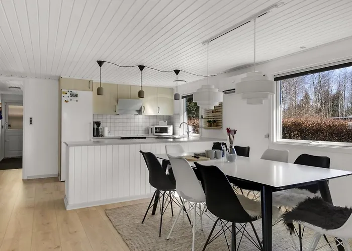 Diuri - 30km From The Sea By Interhome *