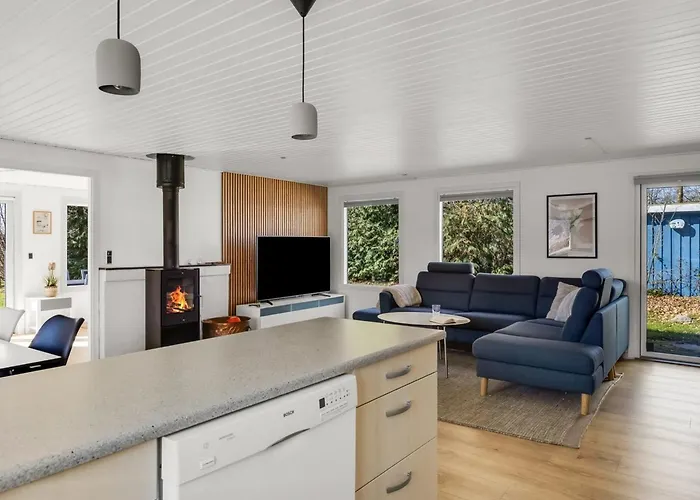 Diuri - 30km From The Sea By Interhome *